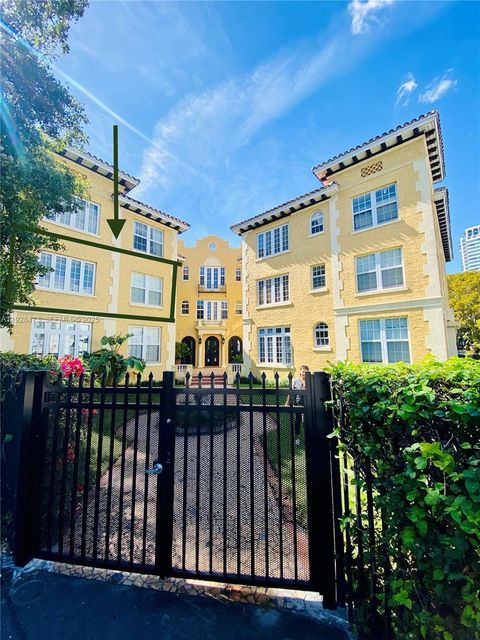 3224 Biscayne Blvd F2 Miami FL 33137