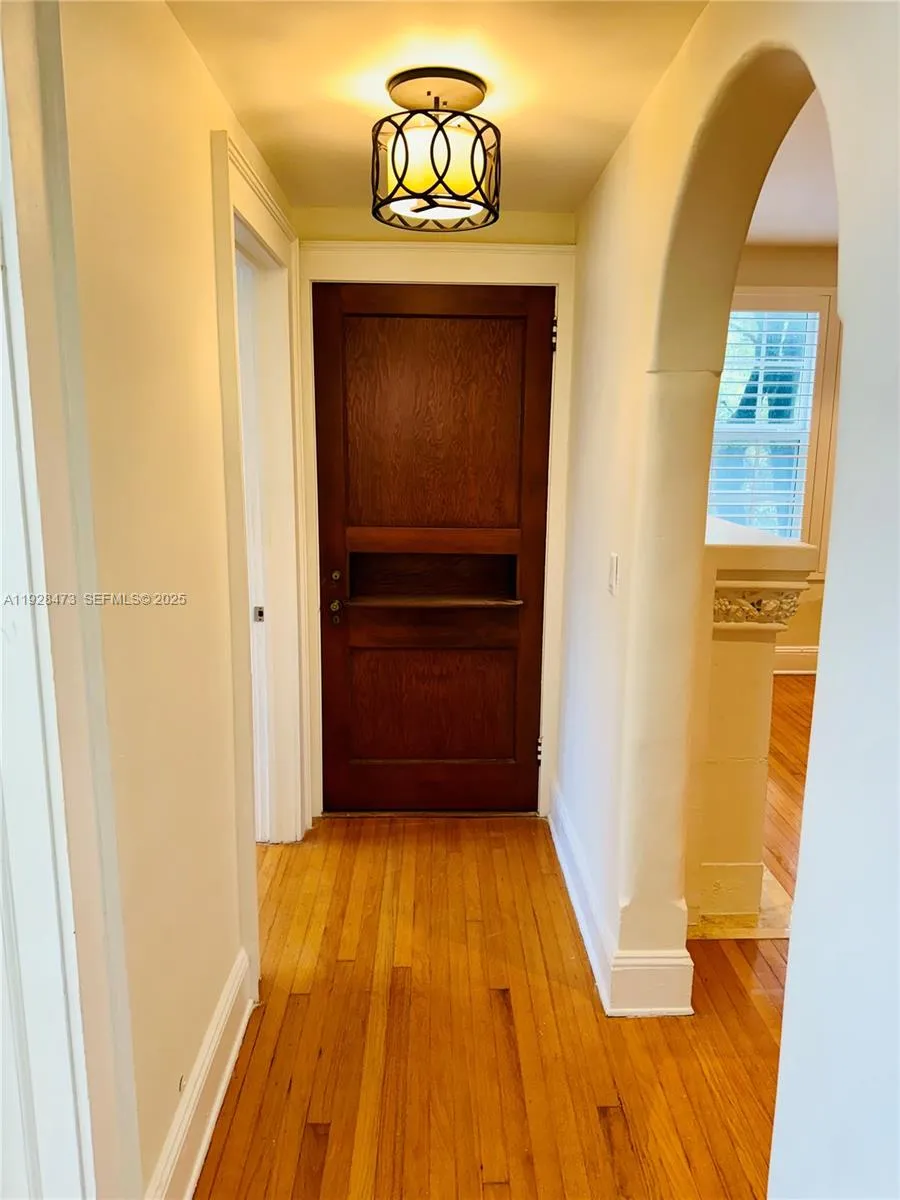 Miami, Florida 33137, United States, 2 Bedrooms Bedrooms, ,1 BathroomBathrooms,Residential,Active,253698