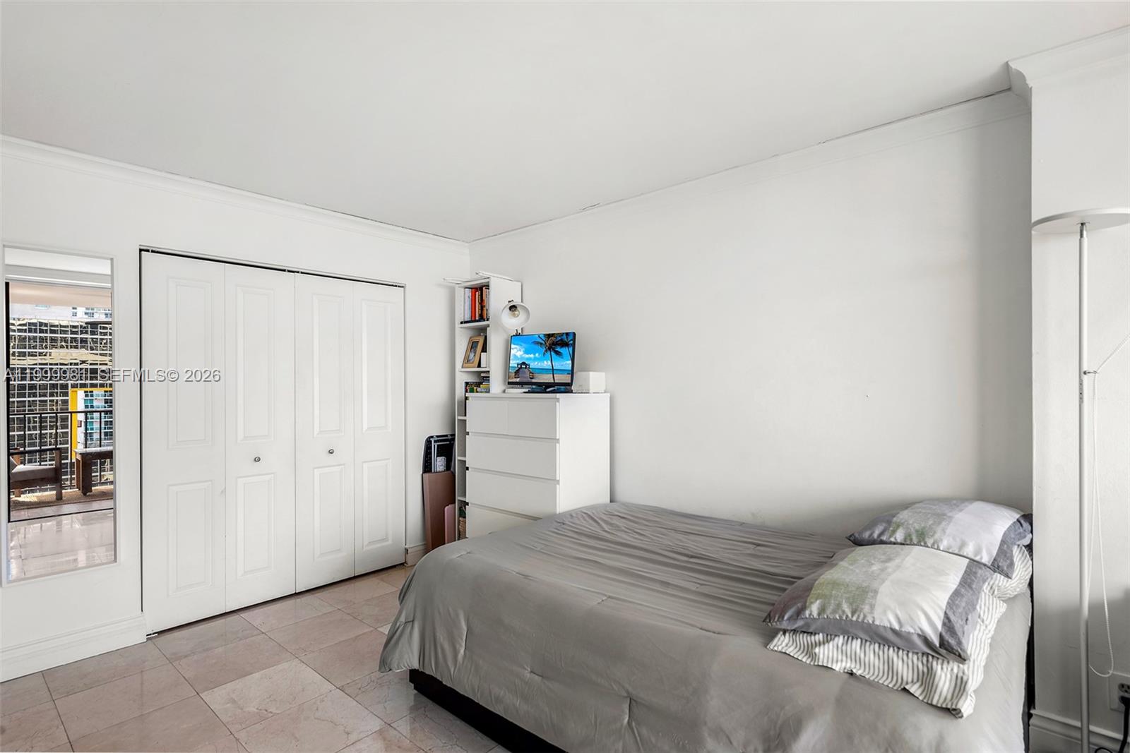 BRICKELL PLACE PHASE II C - Residential Lease