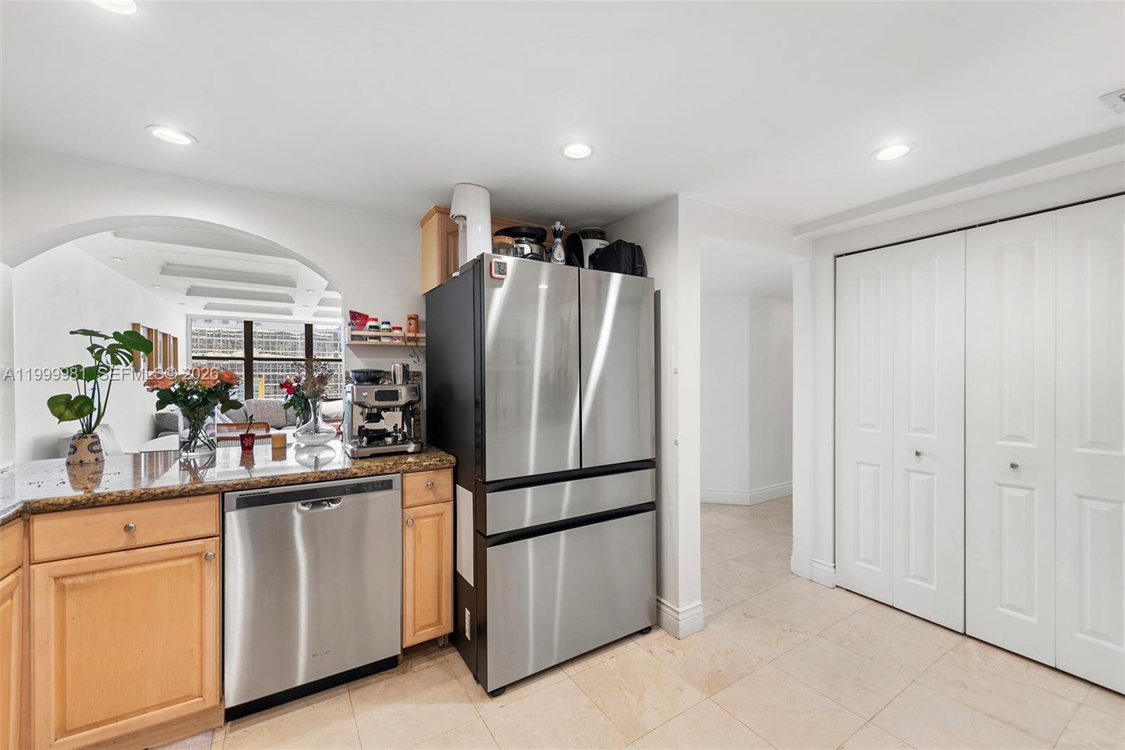 BRICKELL PLACE PHASE II C - Residential Lease