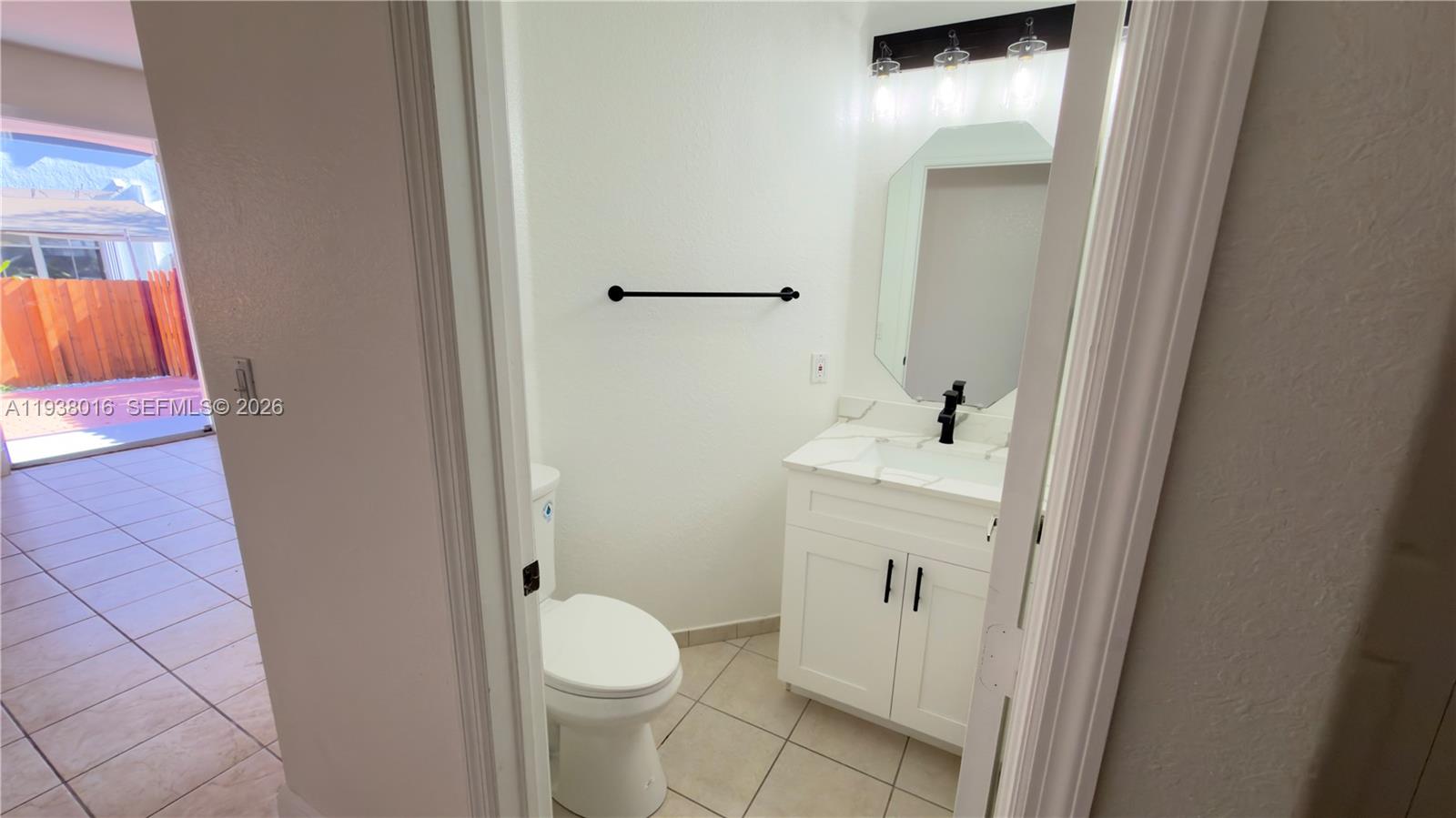 DORAL ISLES NORTH SEC TWO - Residential Lease