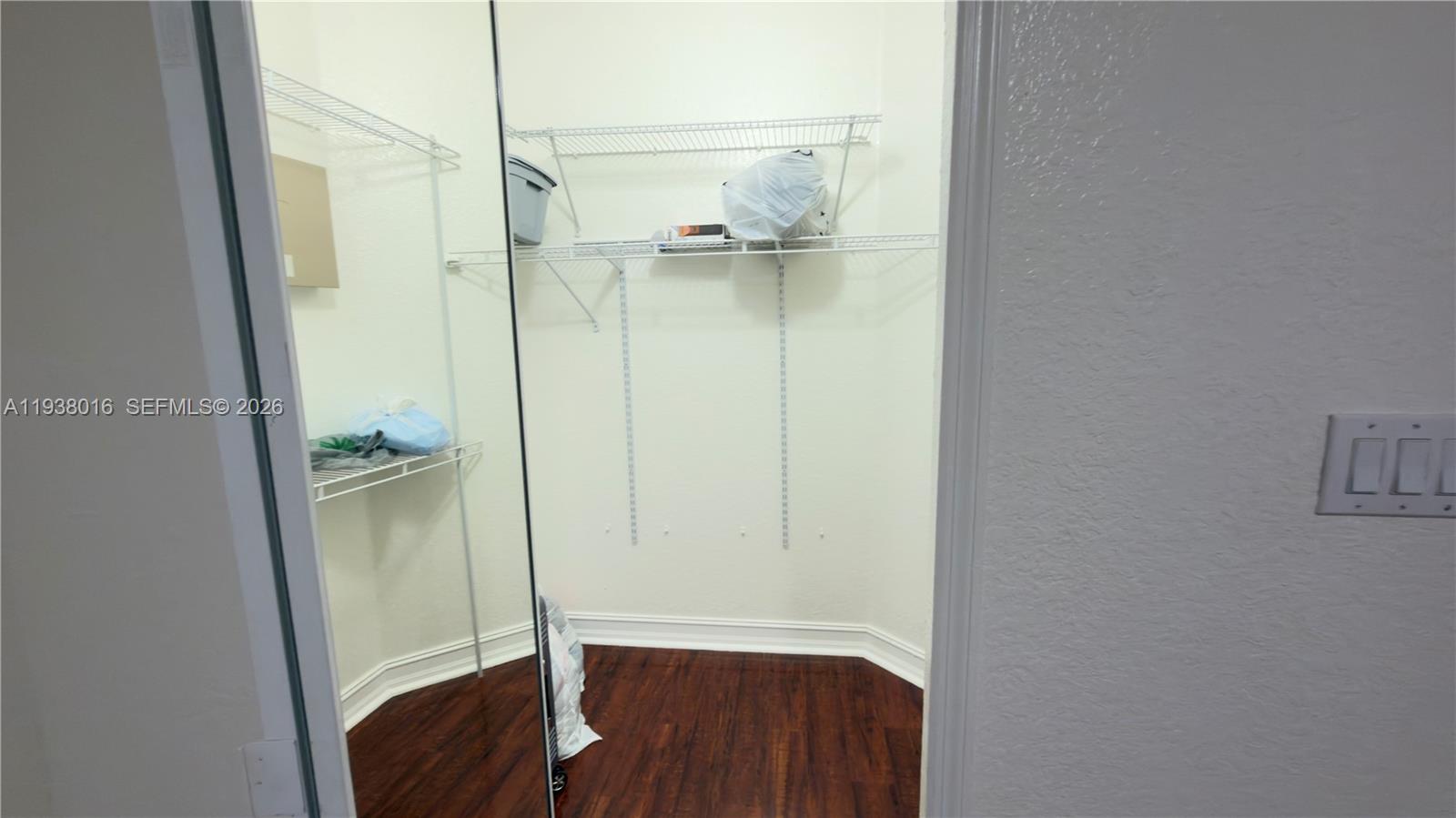 DORAL ISLES NORTH SEC TWO - Residential Lease