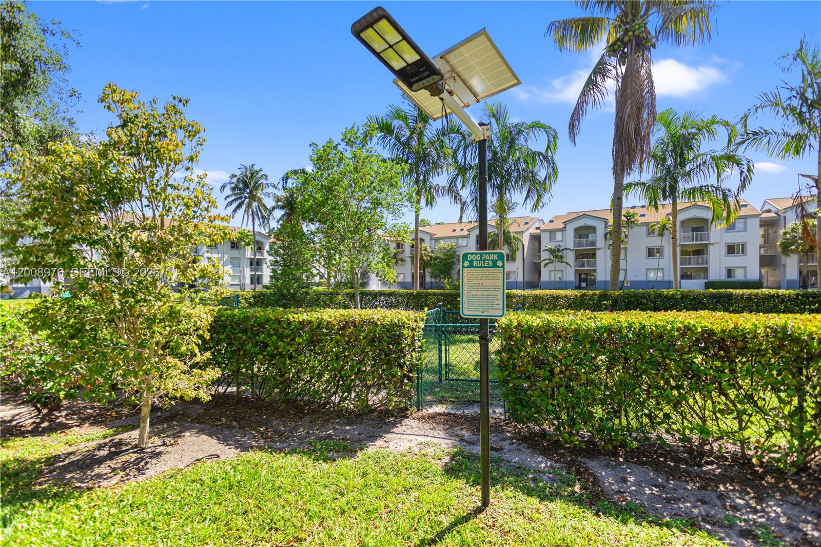 ROYAL GRAND CONDO - Residential