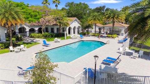 Tiny photo for 2640 S University Dr #111, Davie, FL 33328 (MLS # A12008976)