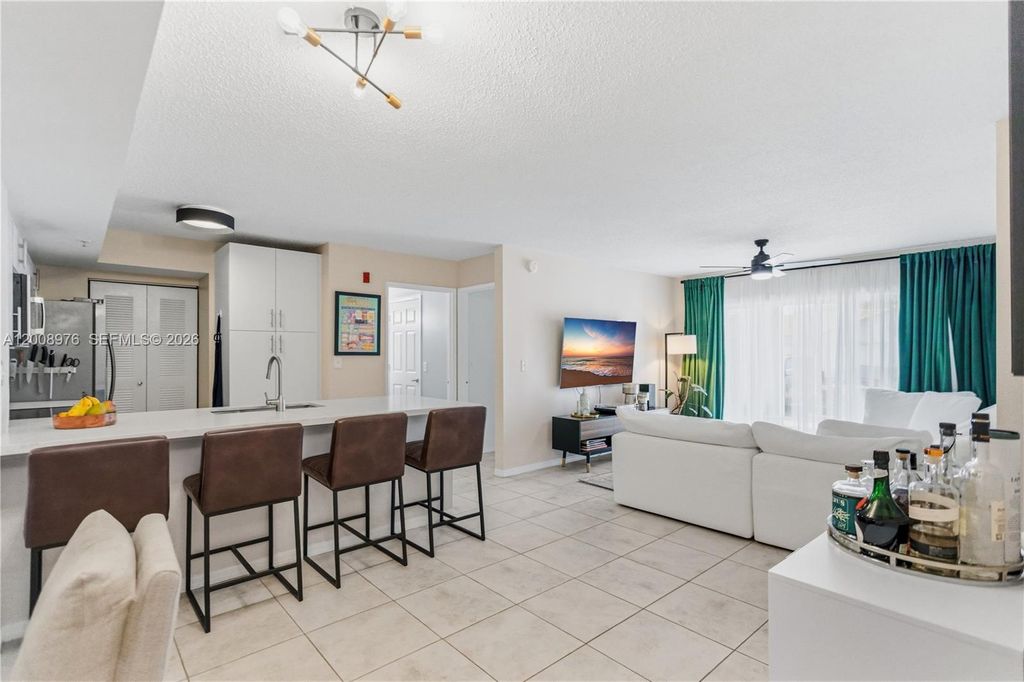 Photo of 2640 S University Dr #111, Davie, FL 33328 (MLS # A12008976)