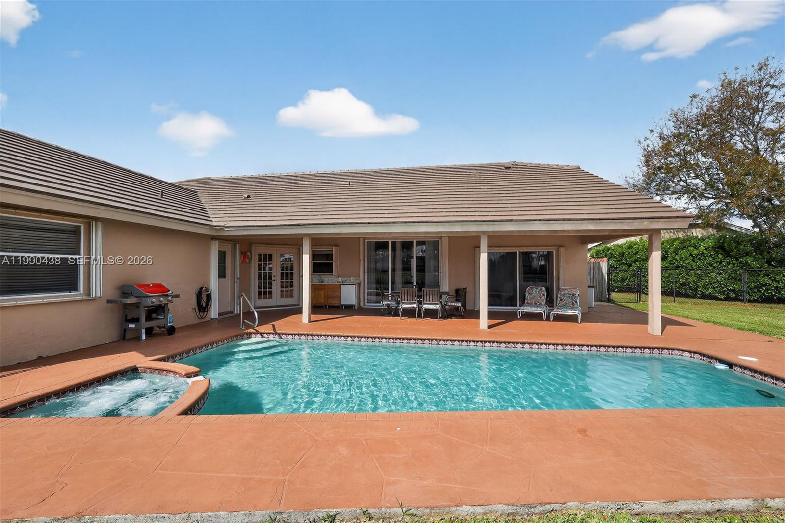 BOCA WINDS PAR D-1 - Residential