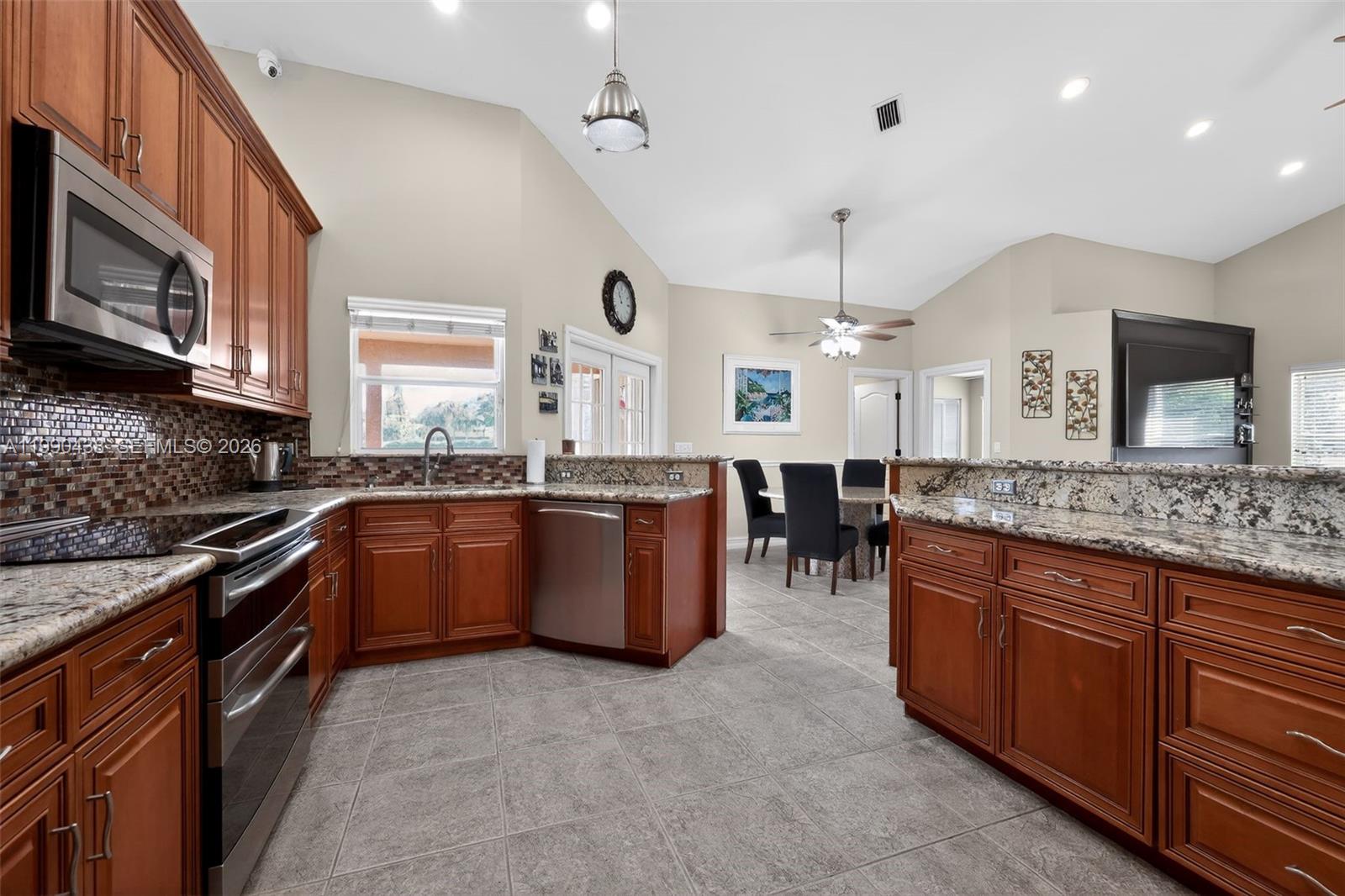 BOCA WINDS PAR D-1 - Residential