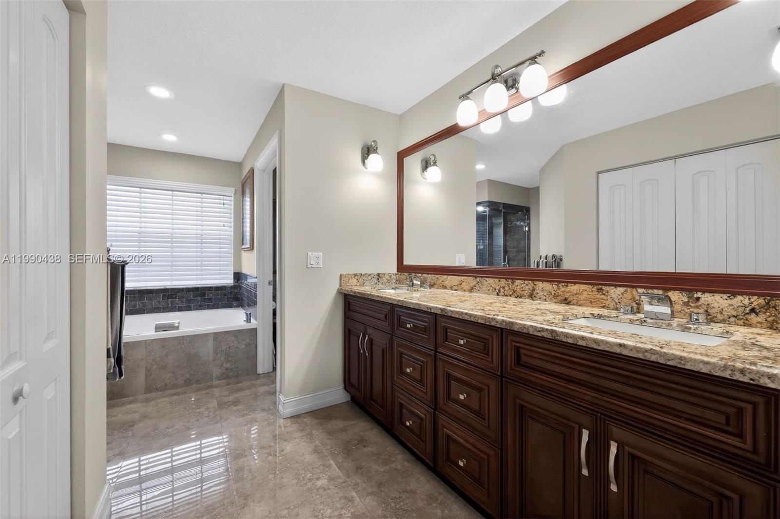 BOCA WINDS PAR D-1 - Residential