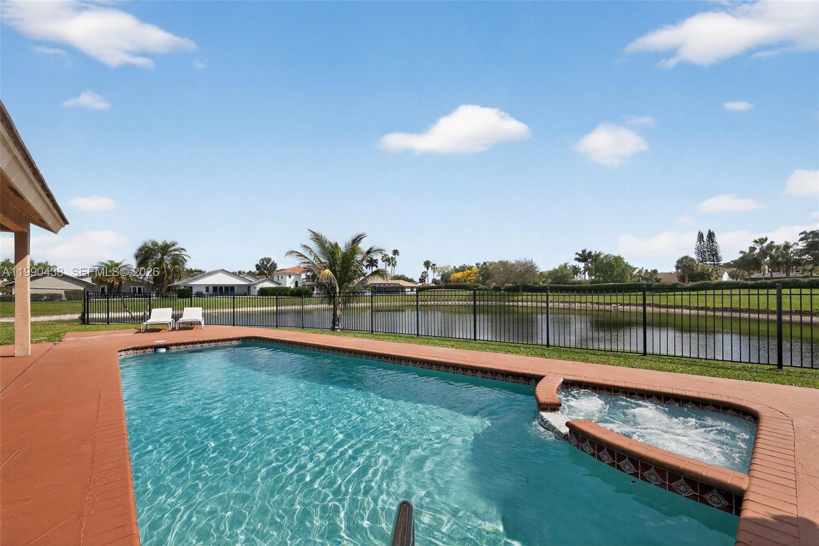 BOCA WINDS PAR D-1 - Residential