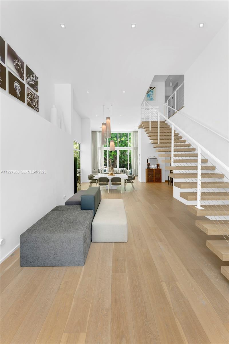 SURPRISE LAKE - Residential Lease