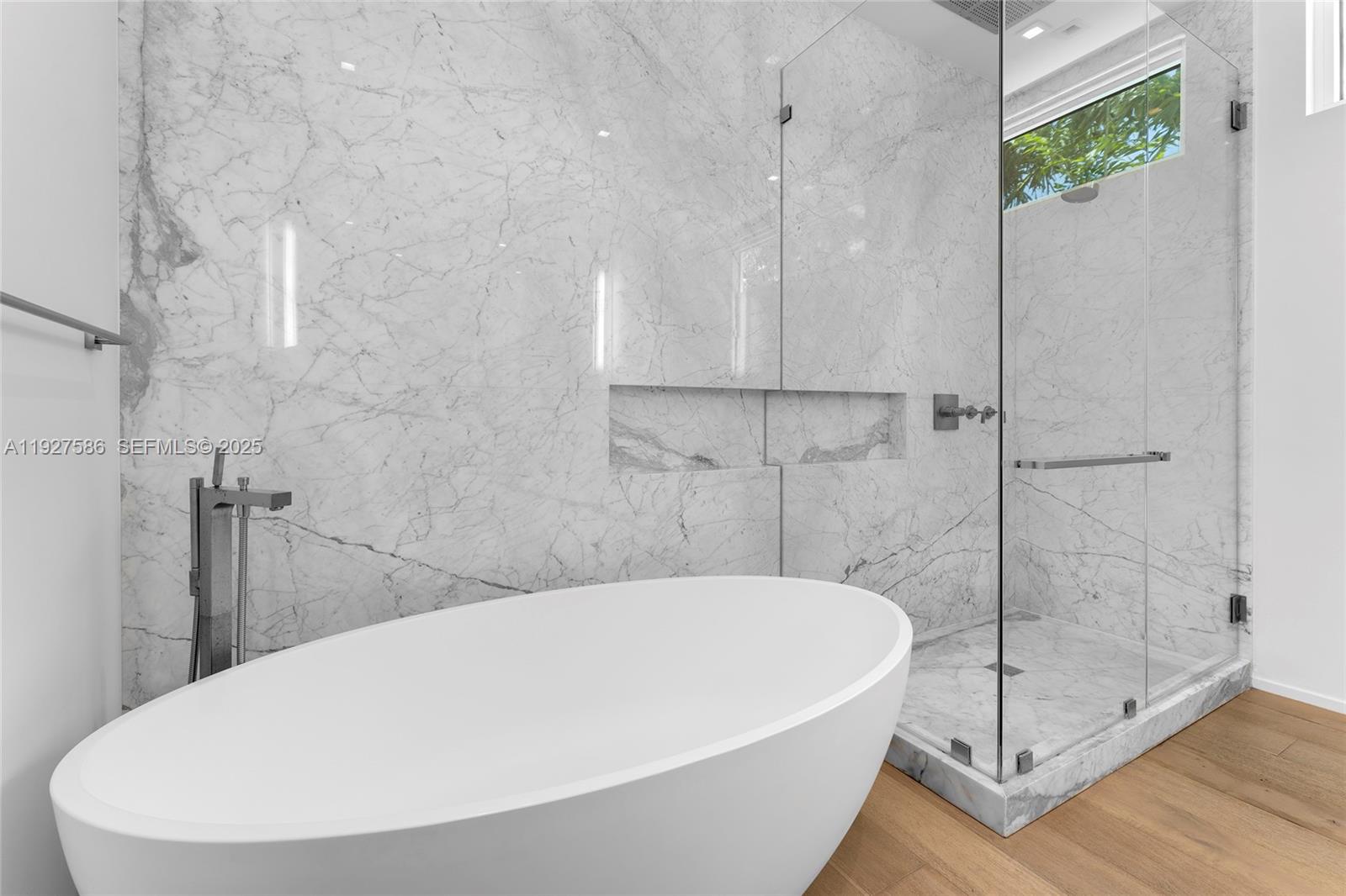 SURPRISE LAKE - Residential Lease