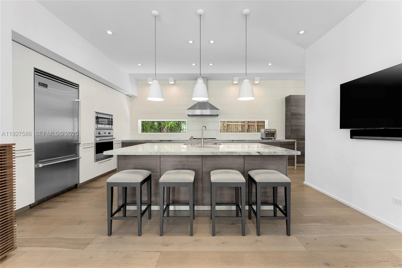 SURPRISE LAKE - Residential Lease