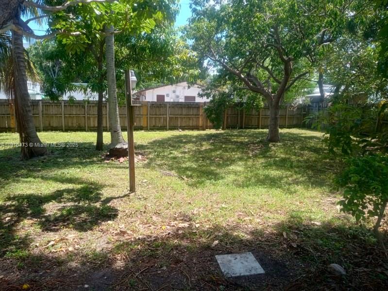 HOLLYWOOD SOUTH SIDE ADD - Residential Lease