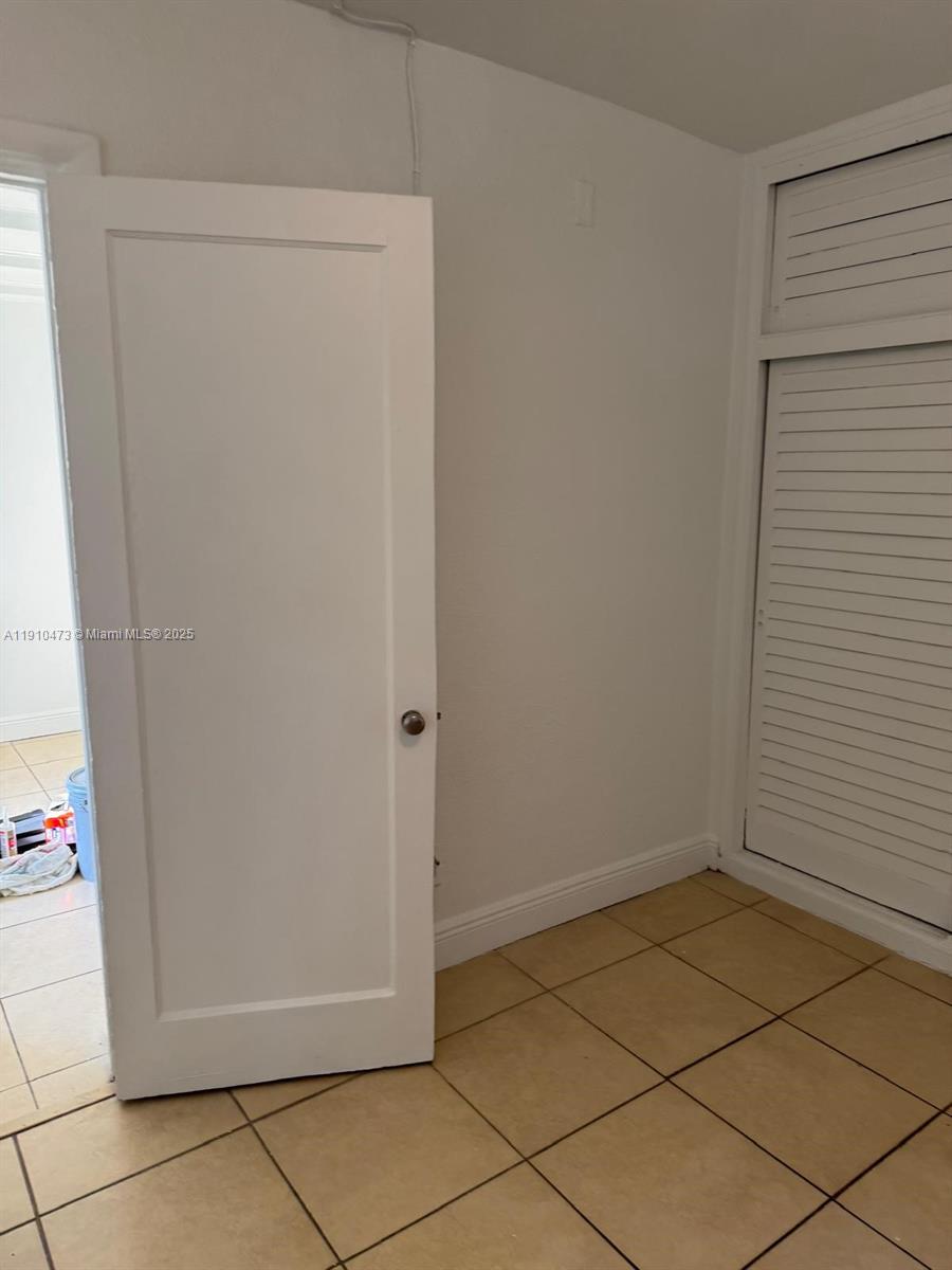 HOLLYWOOD SOUTH SIDE ADD - Residential Lease