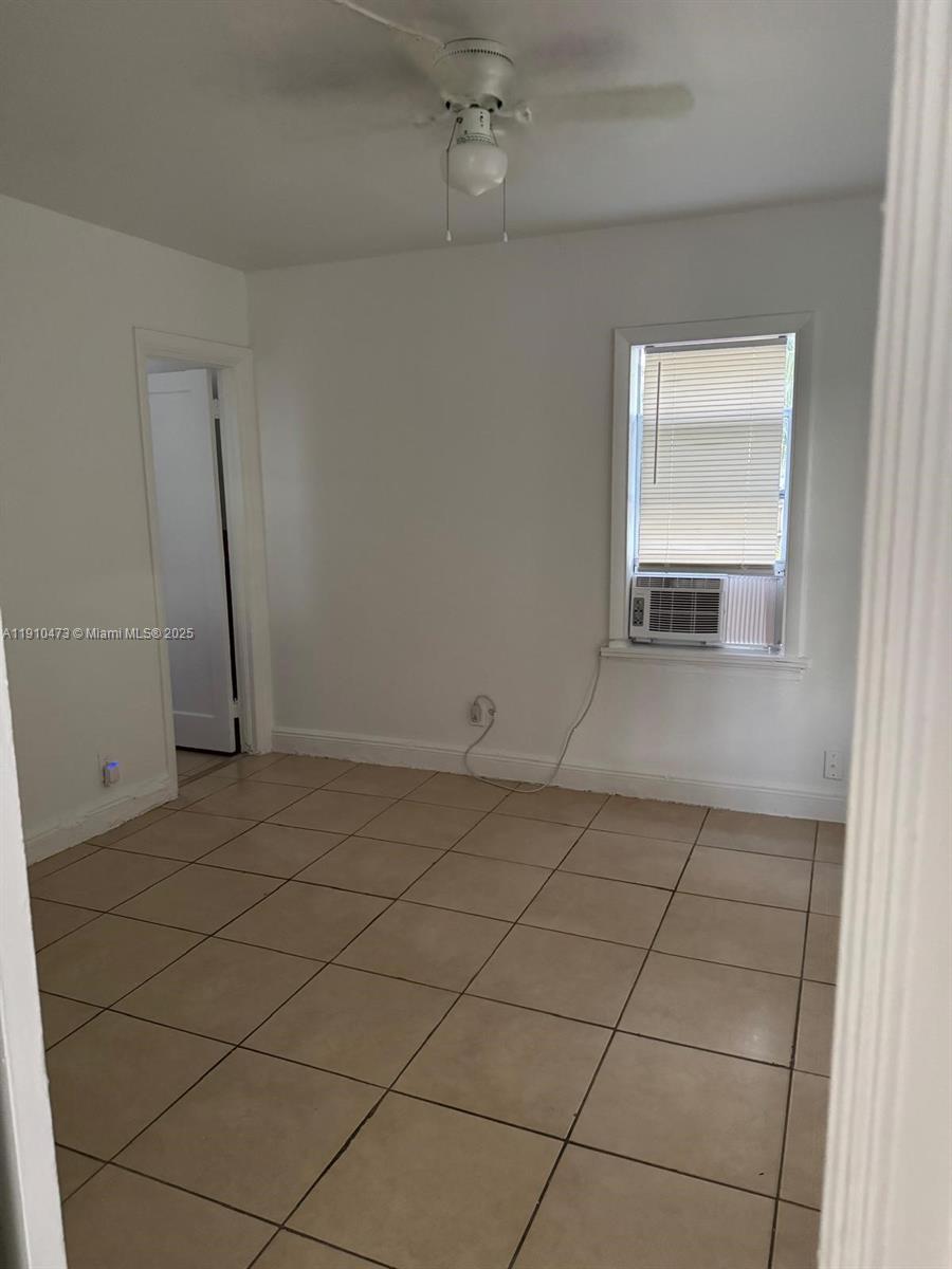 HOLLYWOOD SOUTH SIDE ADD - Residential Lease