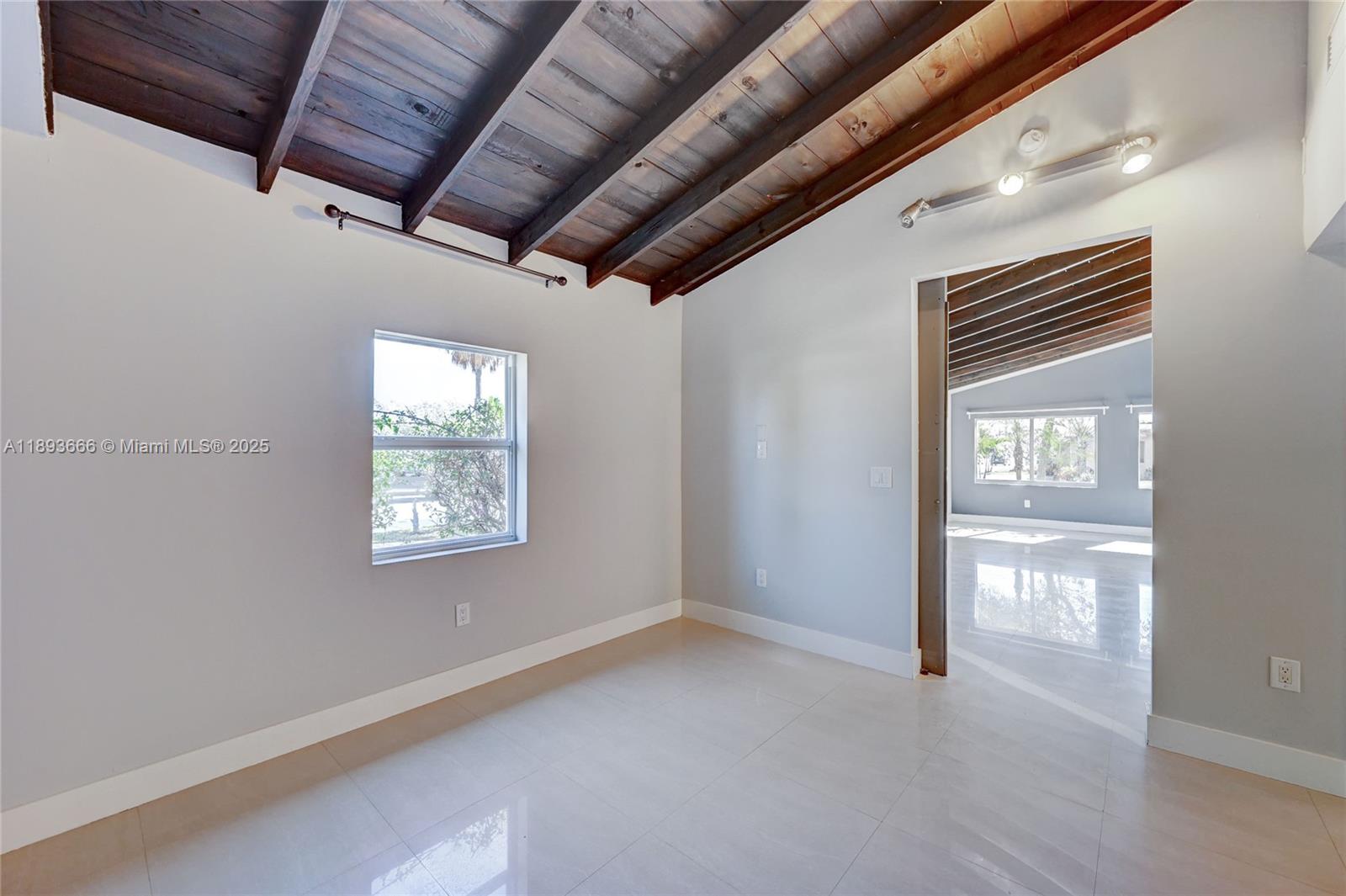 NORTH ANDREWS GARDENS - Residential Lease