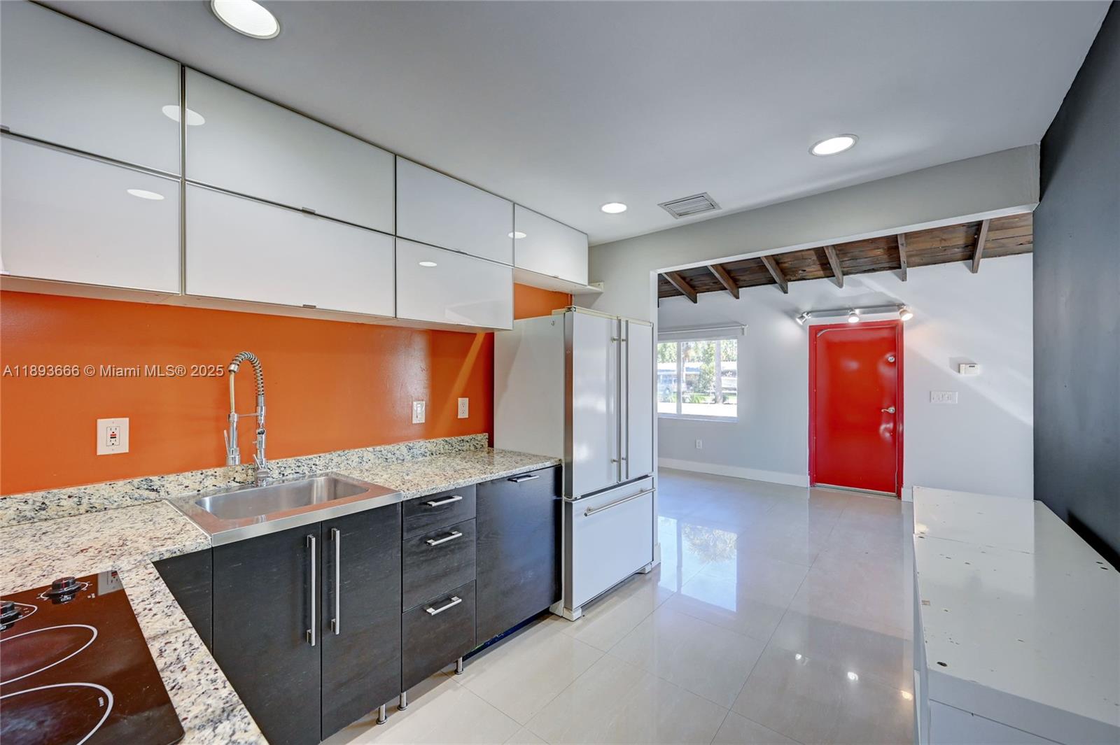 NORTH ANDREWS GARDENS - Residential Lease