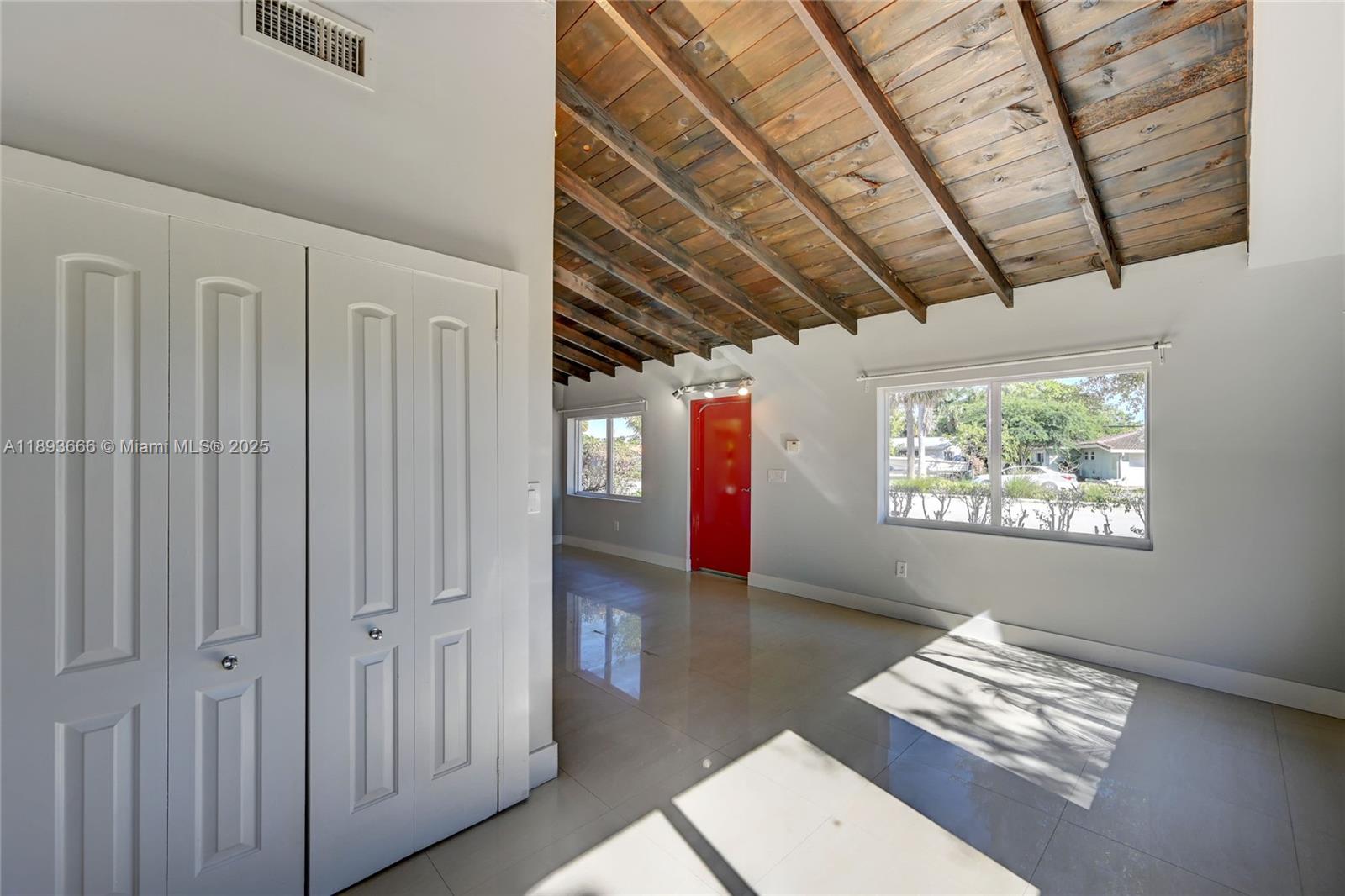 NORTH ANDREWS GARDENS - Residential Lease