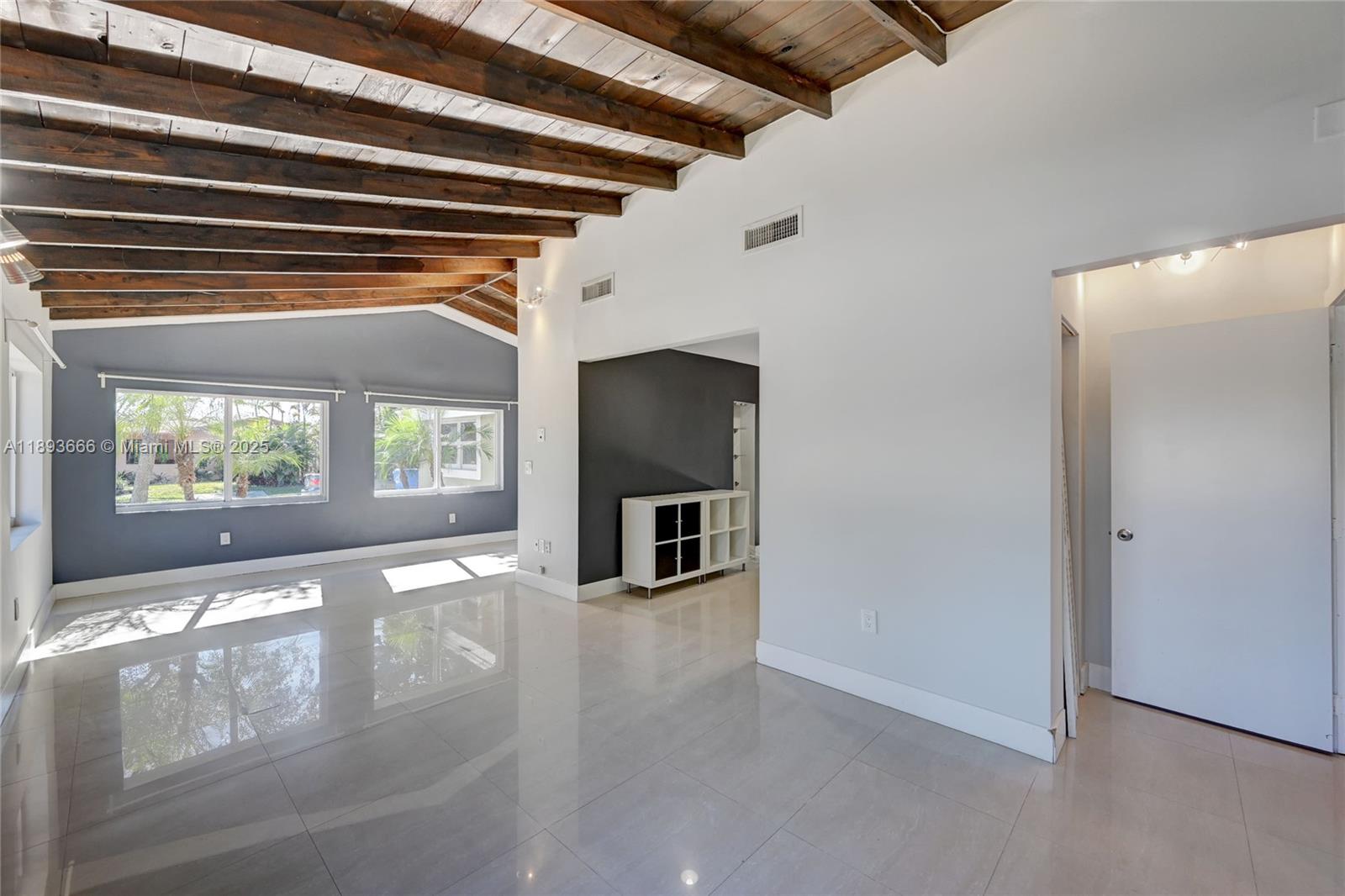 NORTH ANDREWS GARDENS - Residential Lease