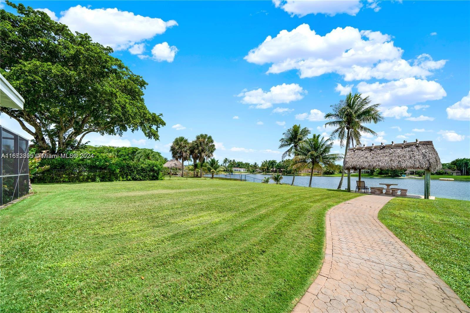 OAKLAND ACRES - Residential Lease