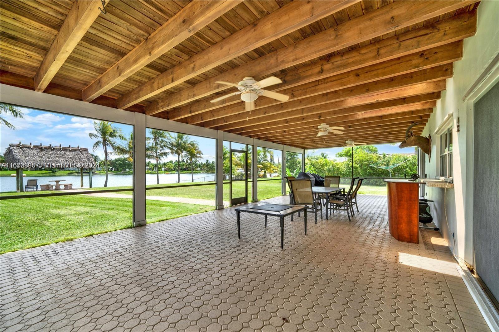 OAKLAND ACRES - Residential Lease