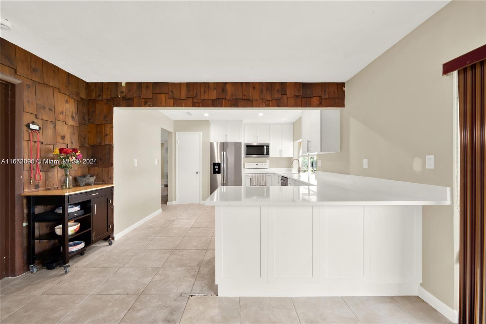 OAKLAND ACRES - Residential Lease