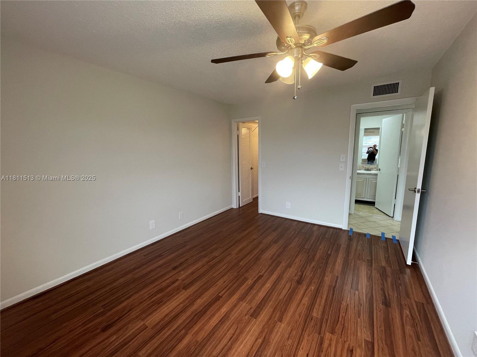 KINGS POINT SAXONY CONDOS - Residential