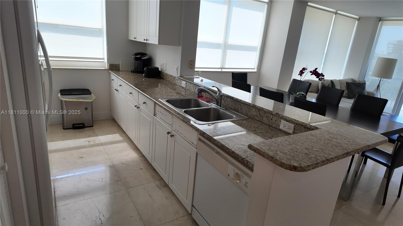 TURNBERRY ON THE GREEN CO - Residential