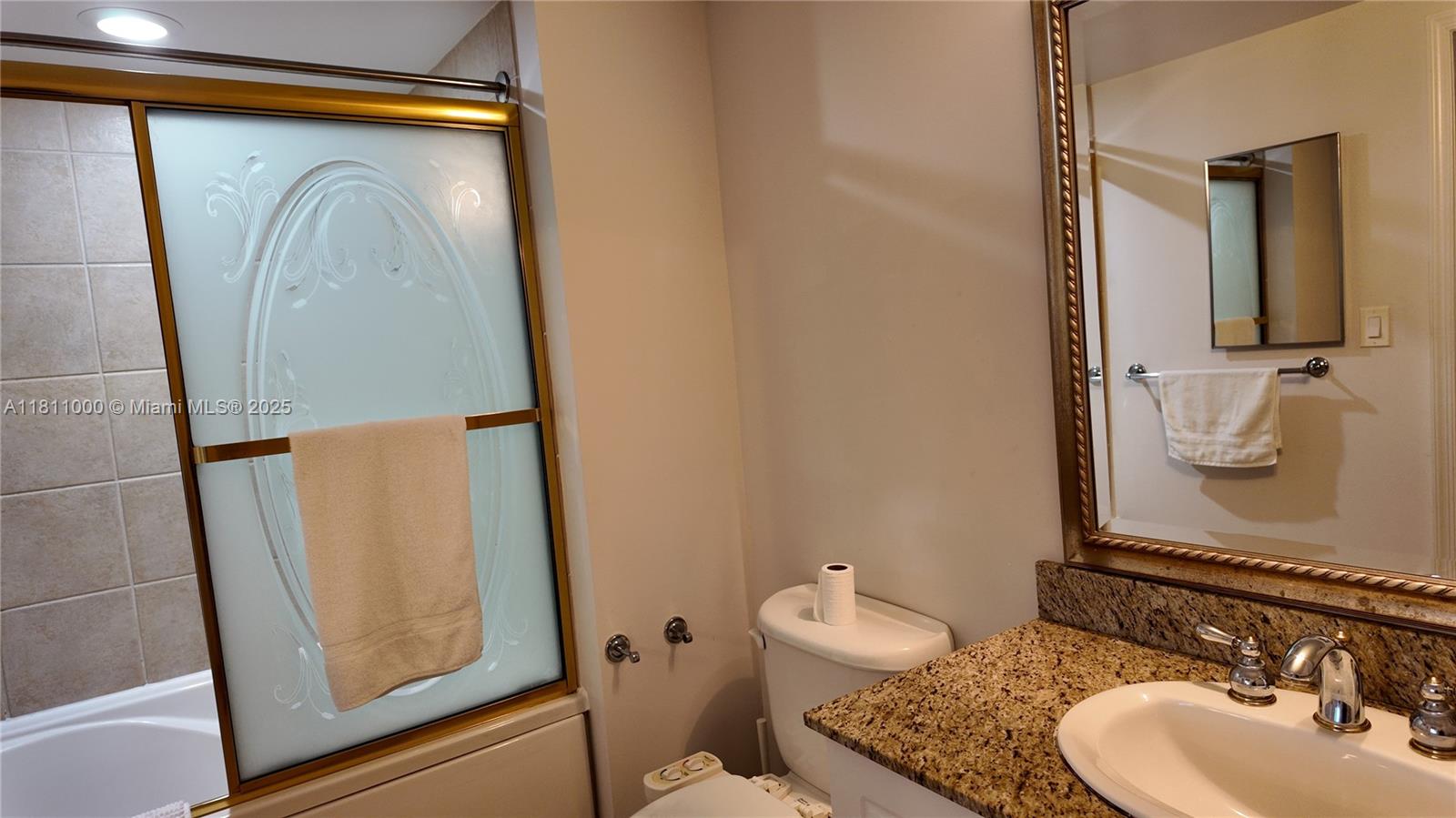 TURNBERRY ON THE GREEN CO - Residential