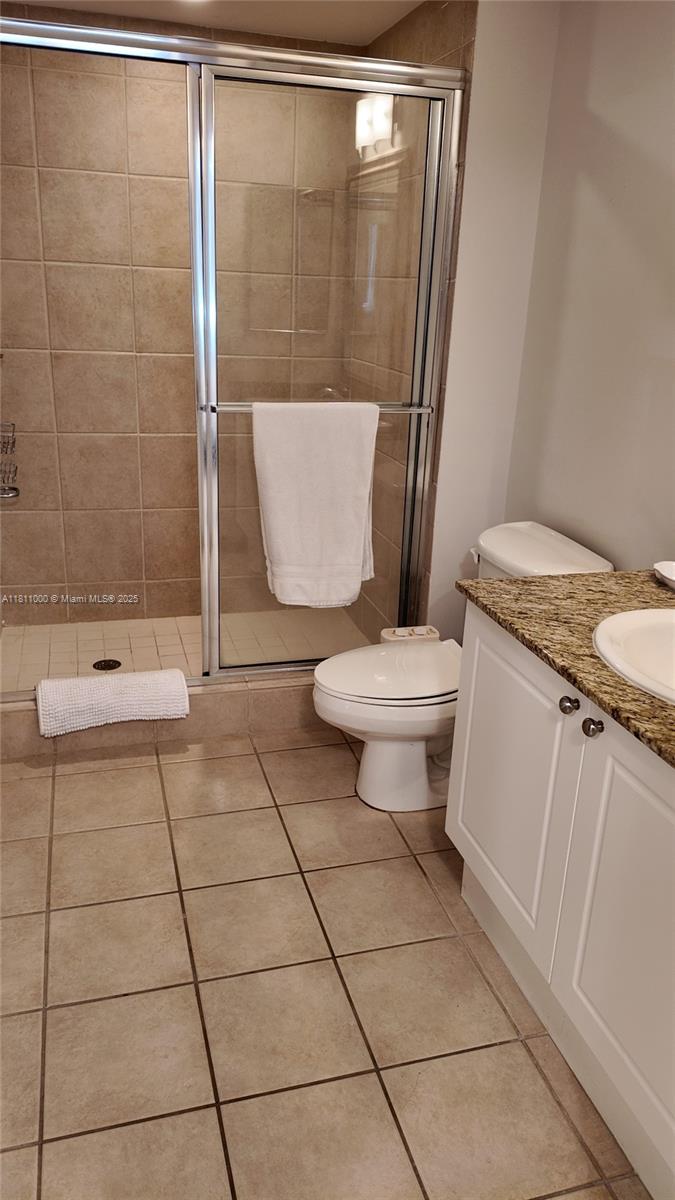 TURNBERRY ON THE GREEN CO - Residential