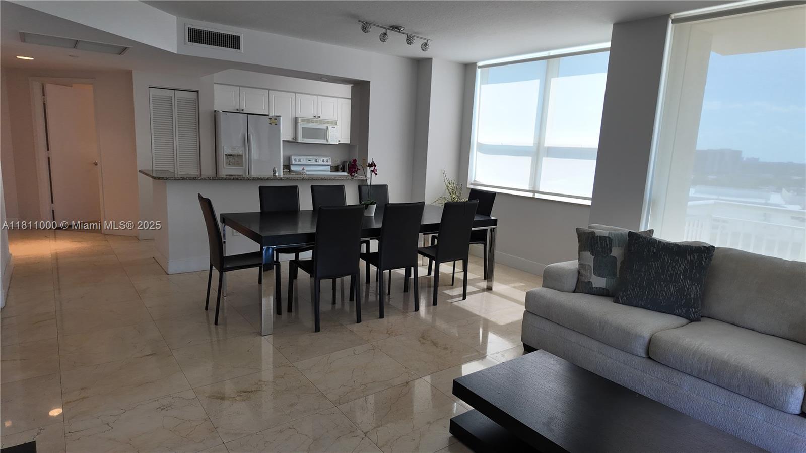 TURNBERRY ON THE GREEN CO - Residential