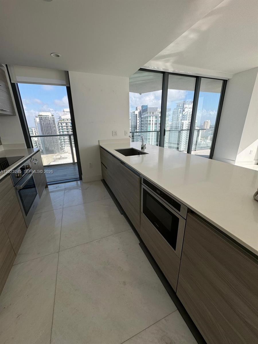 1300 S MIAMI AVENUE CONDO - Residential