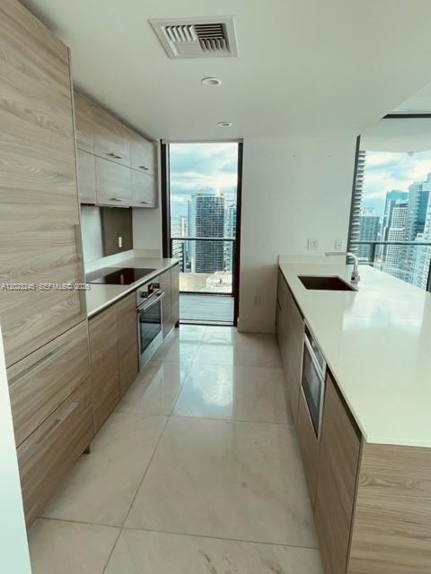 1300 S MIAMI AVENUE CONDO - Residential