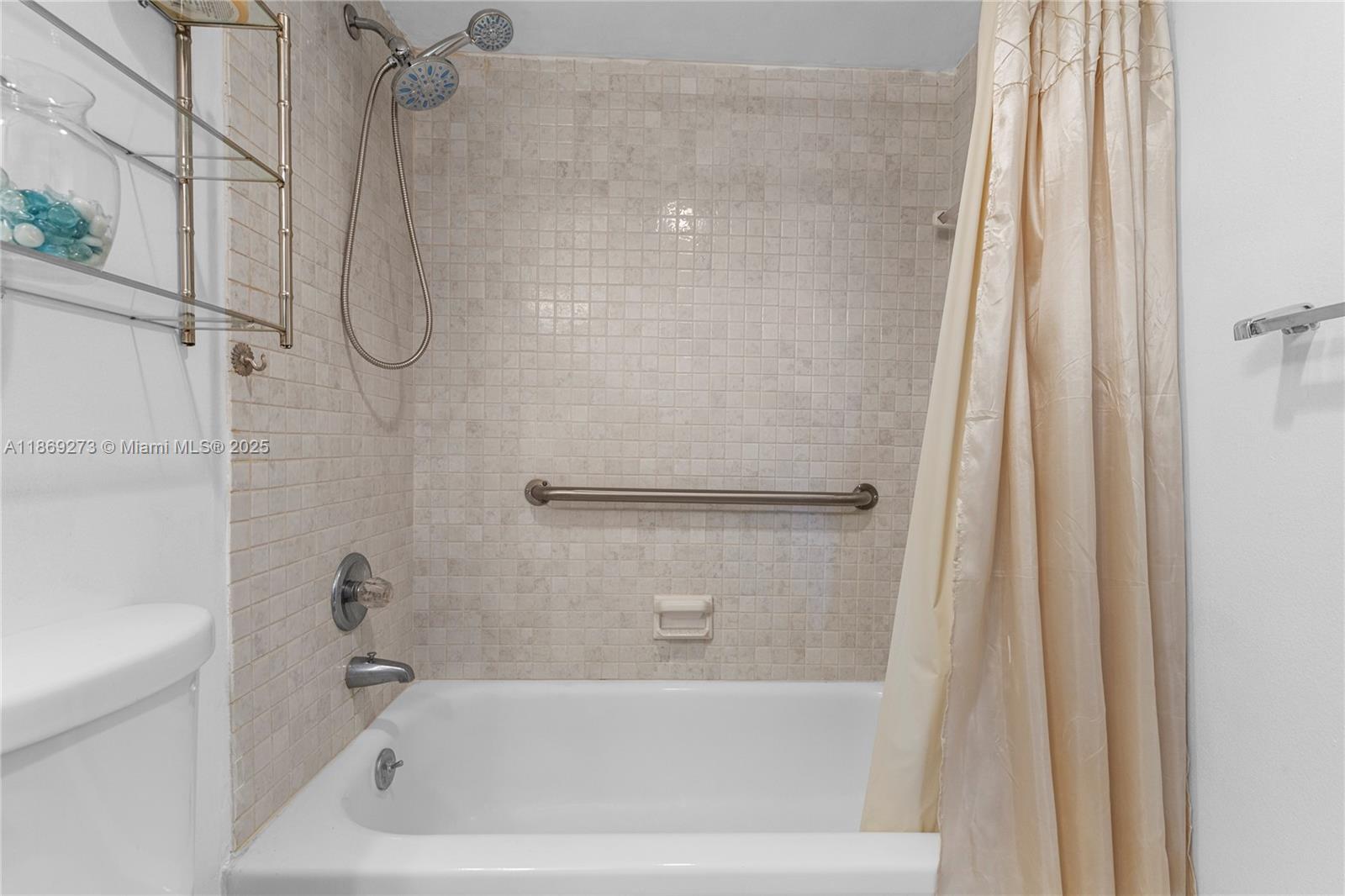 PARK PLACE CONDOMINIUM NO - Residential