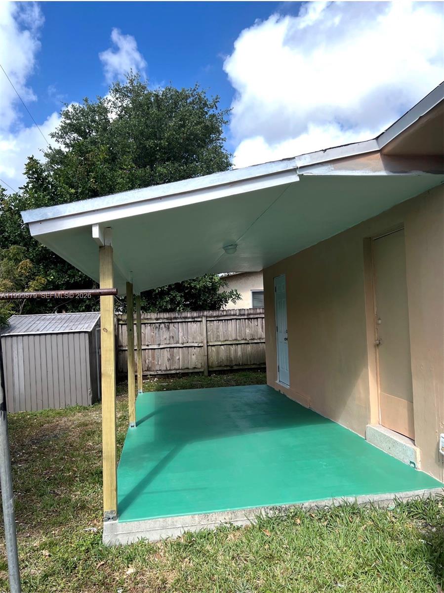 GRACEWOOD NO 5 - Residential Lease