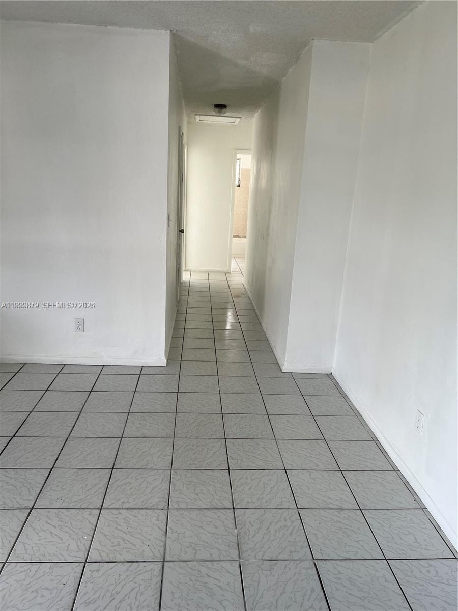 GRACEWOOD NO 5 - Residential Lease