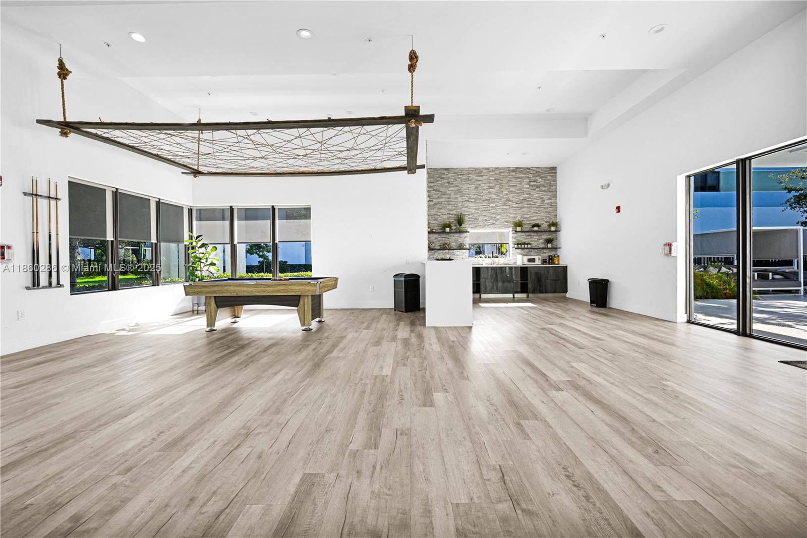 PLANTATION BUSINESS PARK - Residential