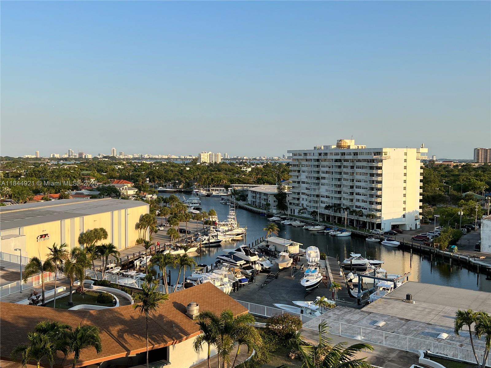 Amazing water view!!! 1070 sqft, 2/2 1 parking ,big storage, investor welcome, totally renew 2023. BEST VIEW AND BEST PRICE IN MKT. SEE BROKER INSTRUCTIONS.