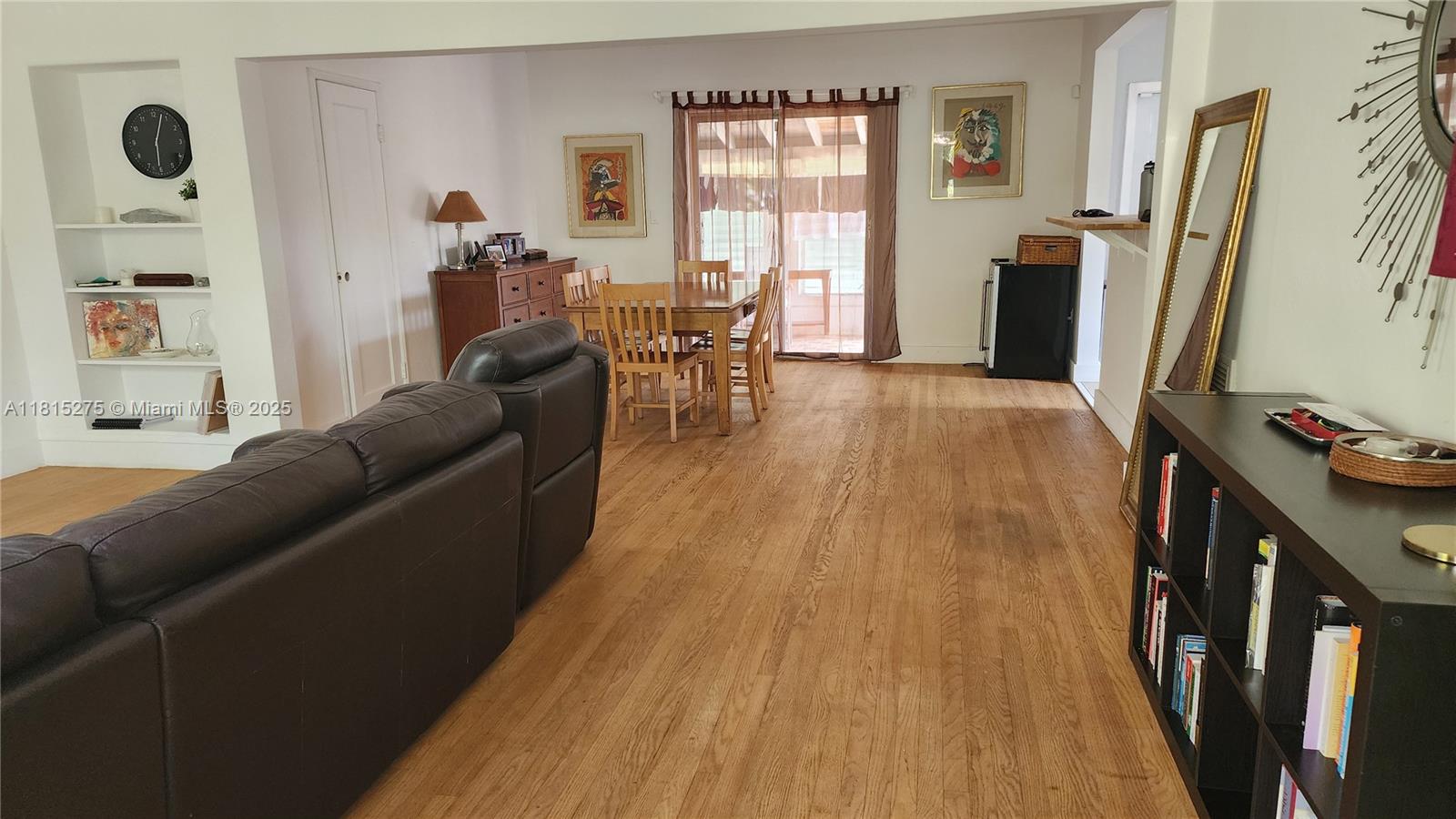 MIAMI SHORES SEC 3 - Residential