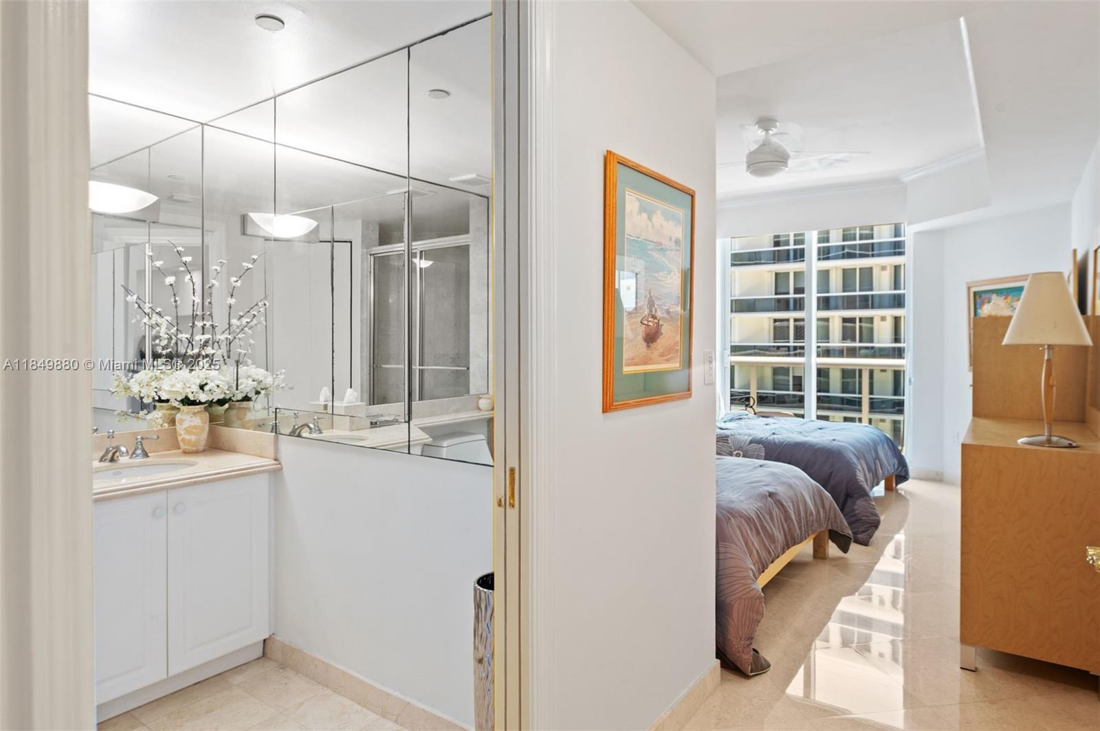 SOLIMAR CONDO - Residential