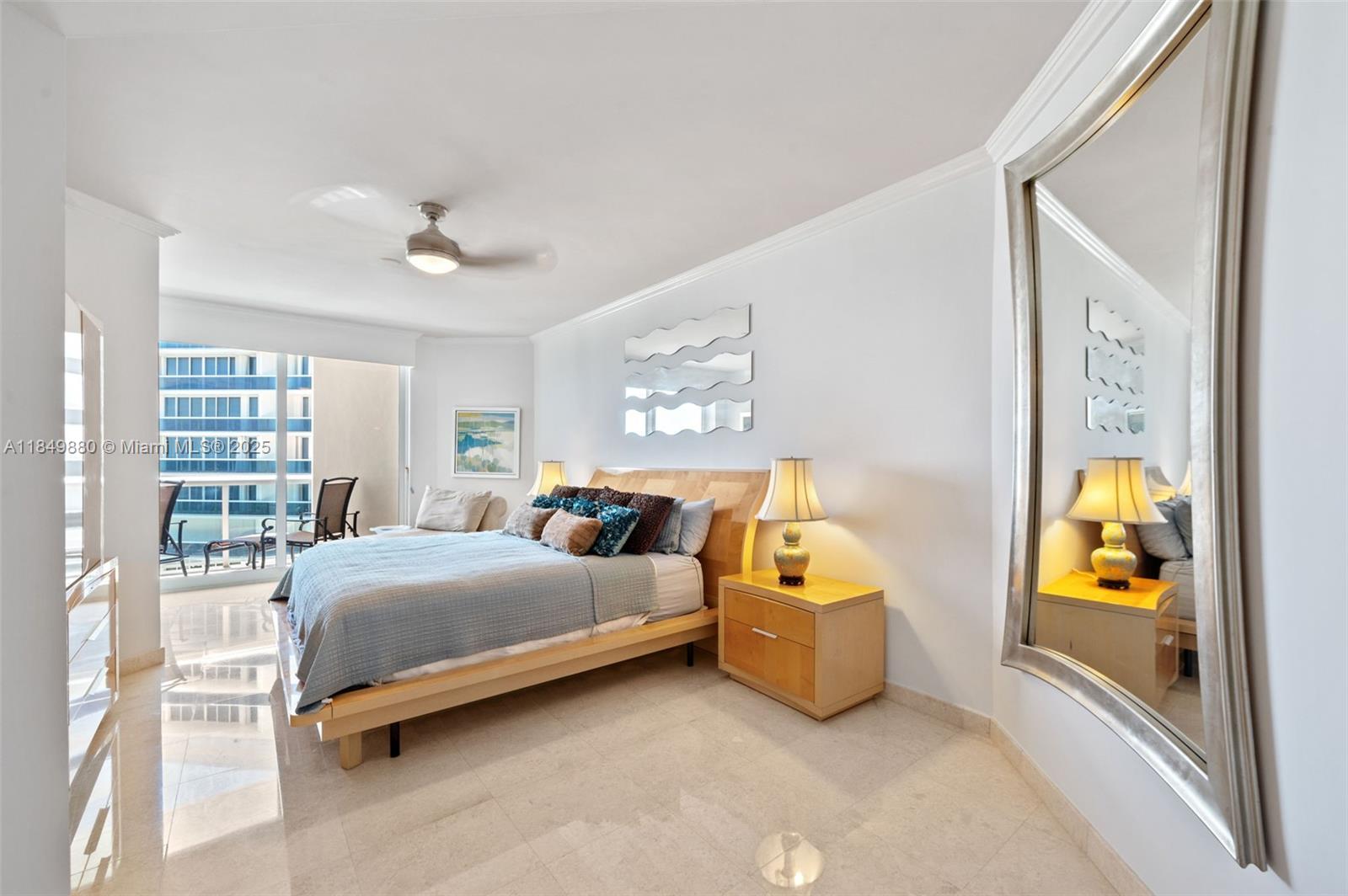 SOLIMAR CONDO - Residential