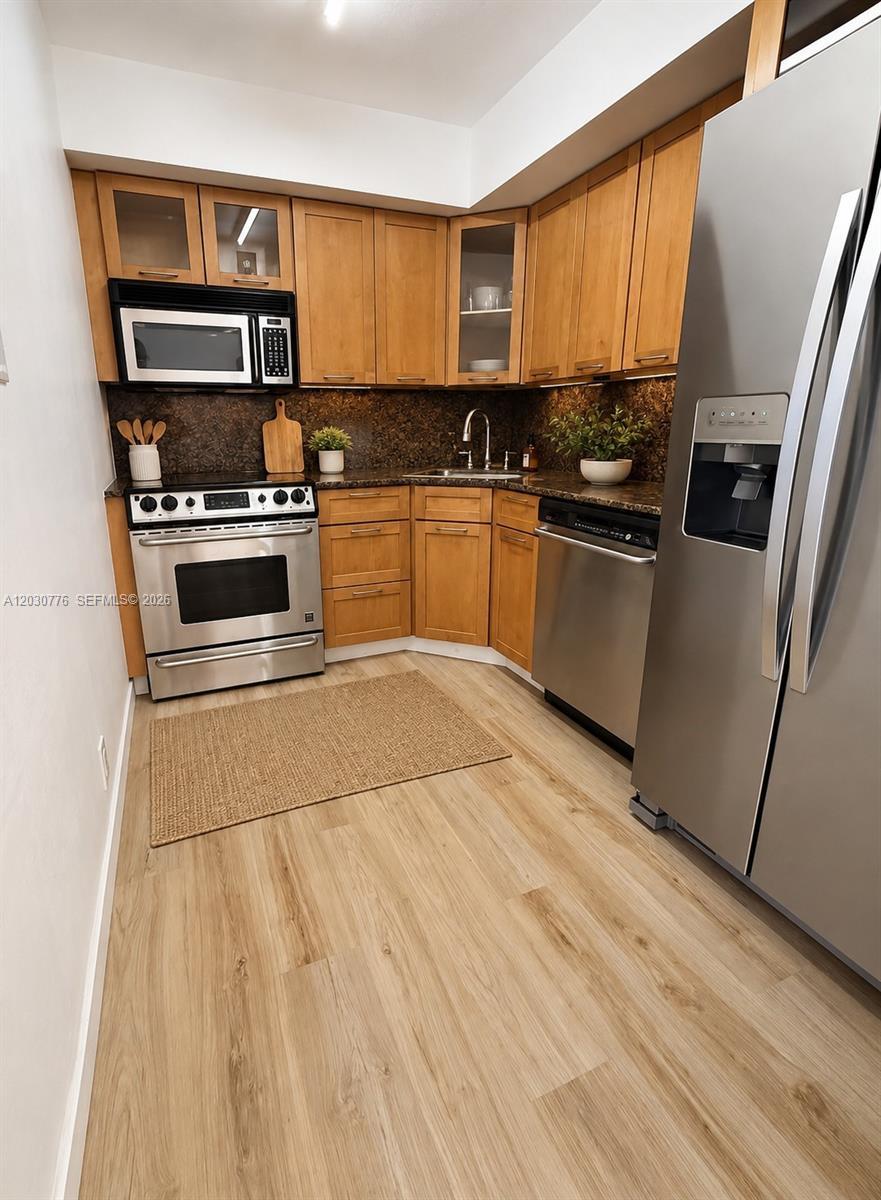 200 SE 15th Rd 6A