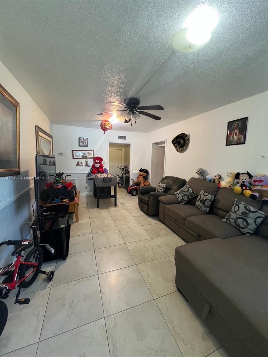 15510 Leisure Dr