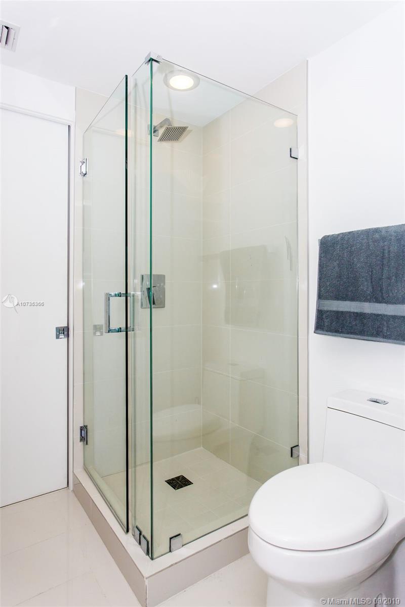 BRICKELL HEIGHTS WEST CON - Residential Lease
