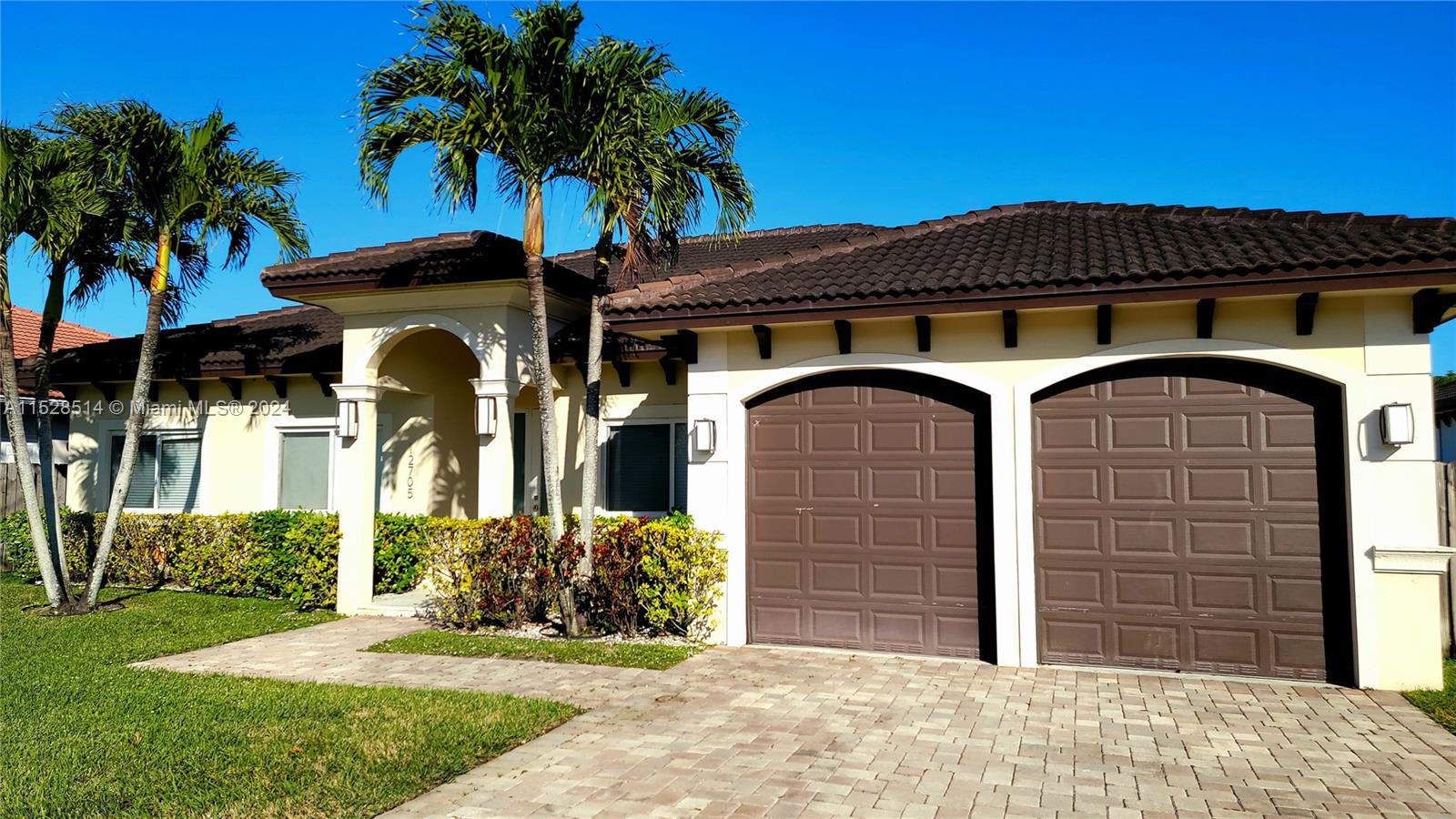 Rental Property at Address Not Disclosed, Miami, Broward County, Florida - Bedrooms: 4 
Bathrooms: 4  - $8,000 MO.