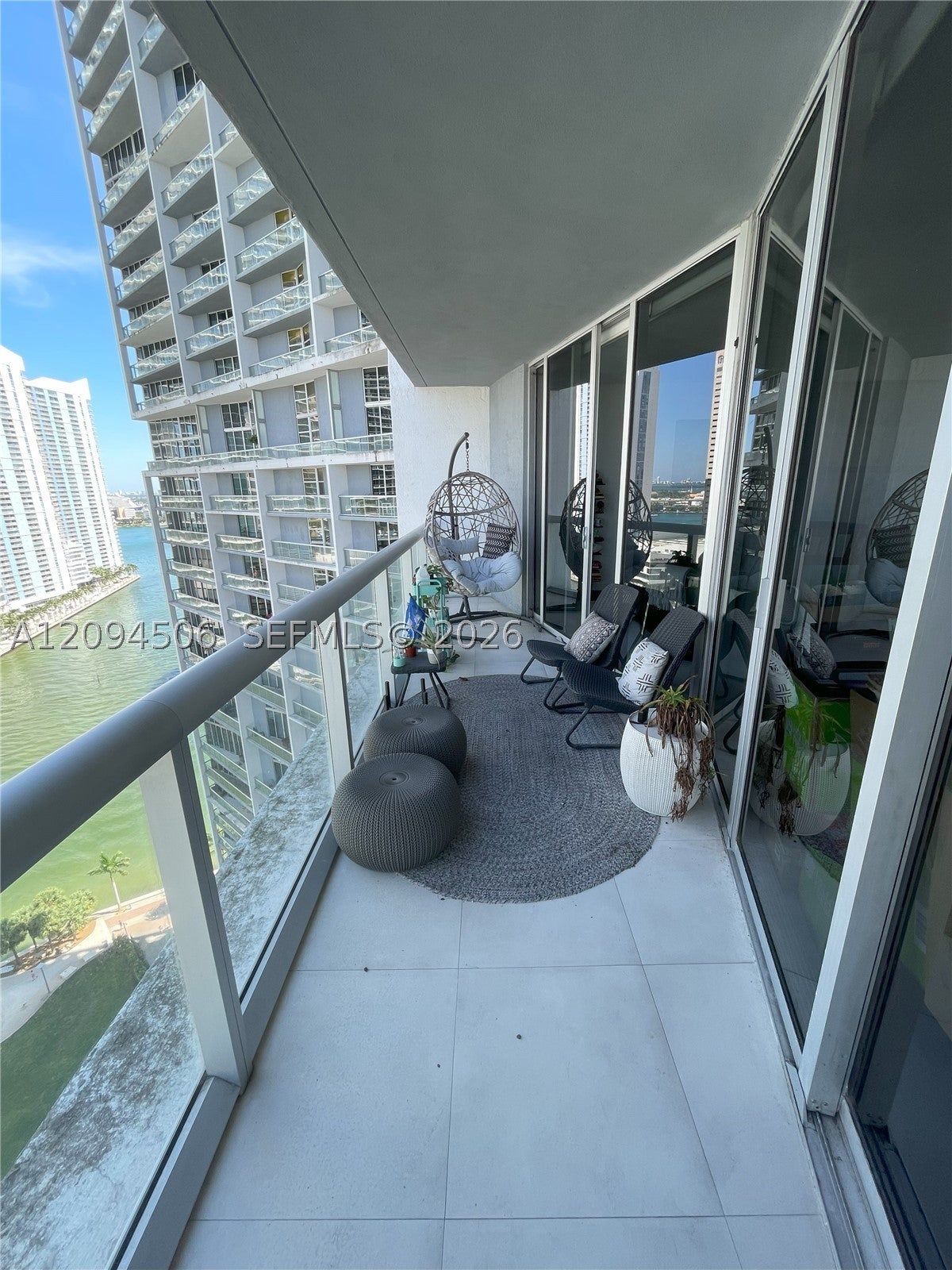 475 Brickell Ave 2114