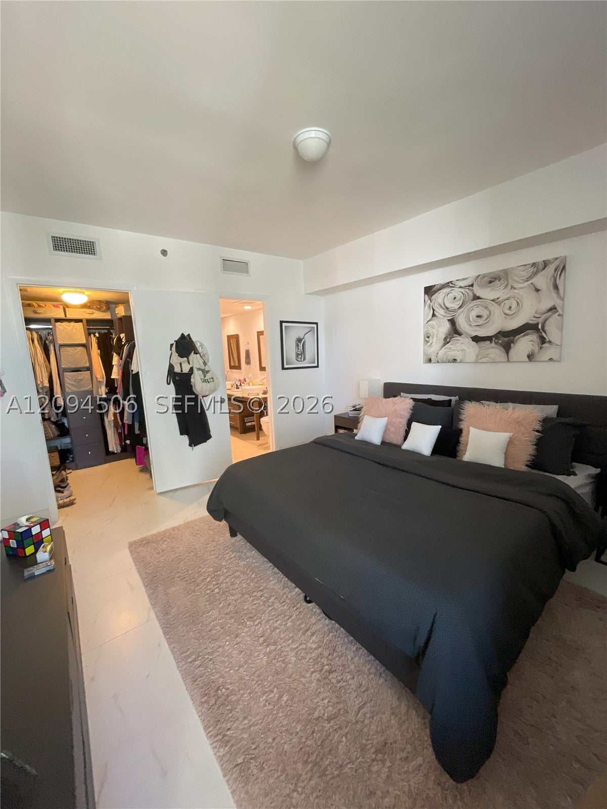 475 Brickell Ave 2114