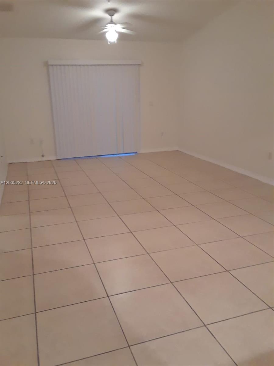 3828 SW 48th Ave D-27