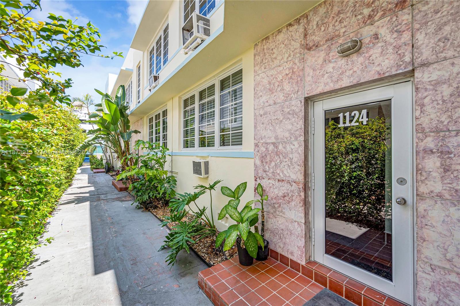 OCEAN BEACH ADDN NO 3 - Residential Income