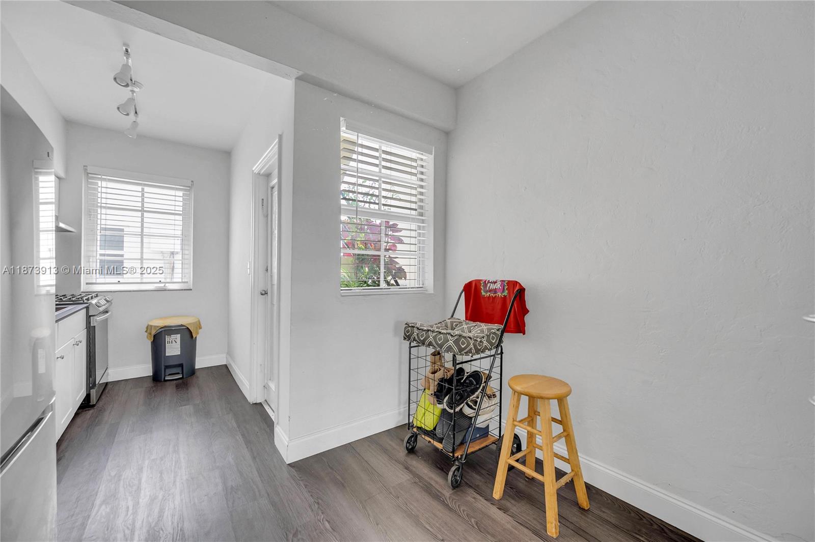 OCEAN BEACH ADDN NO 3 - Residential Income